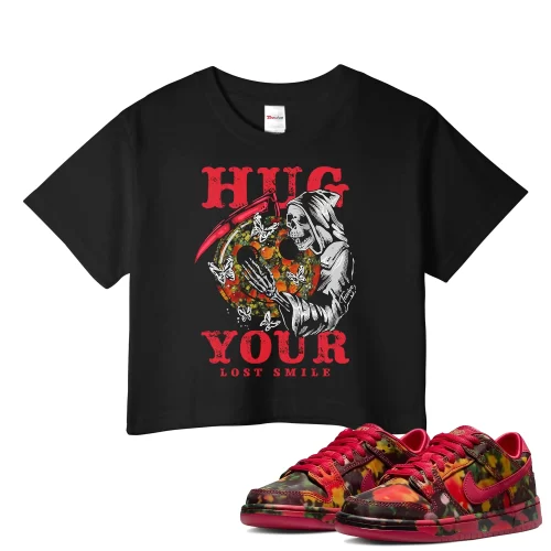 TeeVivo Nike SB Dunk Low The Wizard of Oz Poppy Field Crop Top Match Hug your lost smile Graphic FZ1291-600